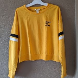 Forever 21 "Break the Rules" Crop top Longsleeve